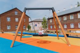 playground lars laj
