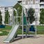 Observatory with a slide játszótéri mászóka és csúszda modern környezetben